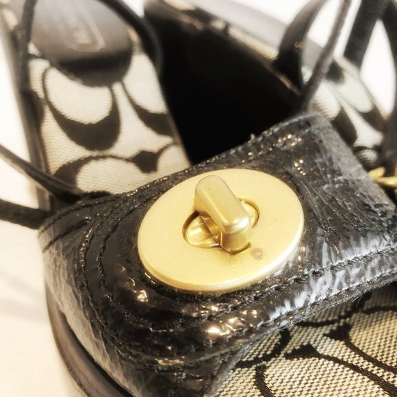 COACH LOGO MAE SOFT PATENT WEDGE SANDALS - Picture 5 of 6